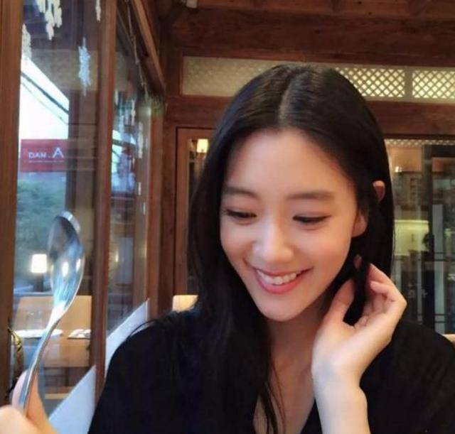 254网主播 子弹与香烟
